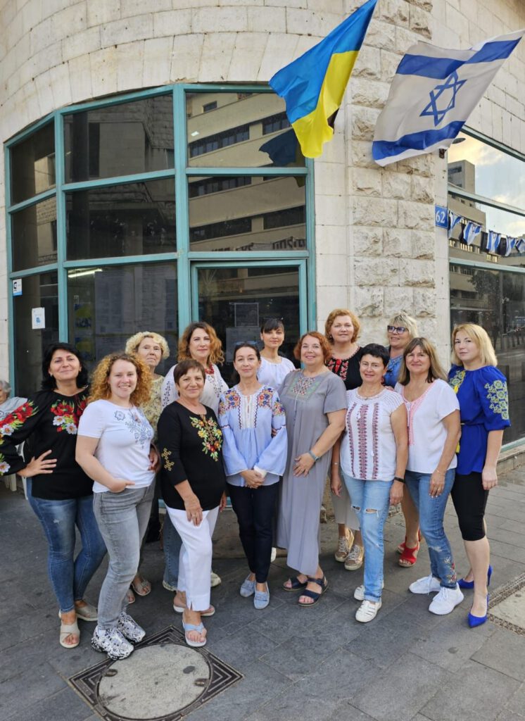 день вишиванки