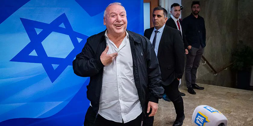 Юррадник запропонувала міністру Амсалему обговорити з іншими урядовцями питання призову арабів до армії