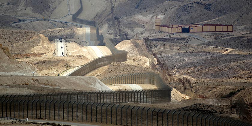 ЦАХАЛ у розгубленості: наркотики переправляють через кордон на дронах