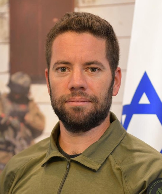 Арнон Змора