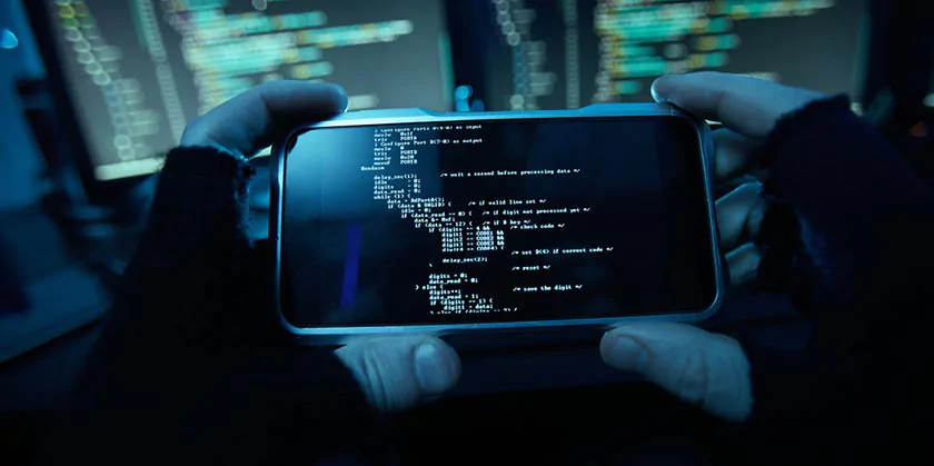 ФБР використало ізраїльські технології, щоб зламати телефон того, хто вчинив замах на Дональда Трампа