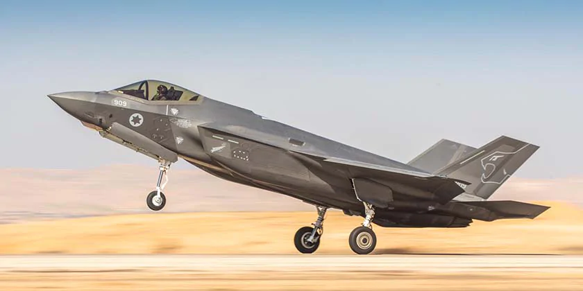 Атаку на Ходейду затверджували у суцільній таємниці — але соцмережі усе розсекретили