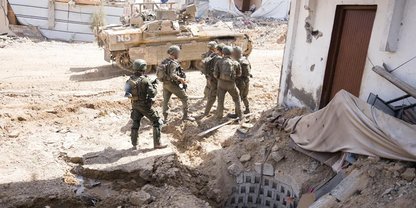 Другу за добу підземну фабрику зброї підірвали у Газі (відео)