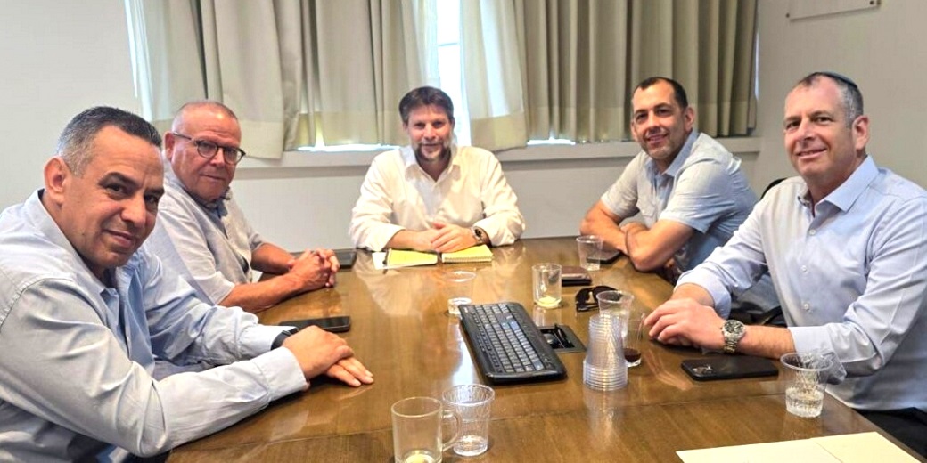 Чи повинен голова Гістадруту Арнон Бар-Давід йти назустріч міністру фінансів Смотричу?