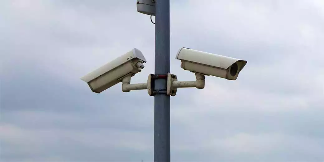 Нова технологія дозволяє поліції Ізраїлю стежити за ким завгодно і коли завгодно