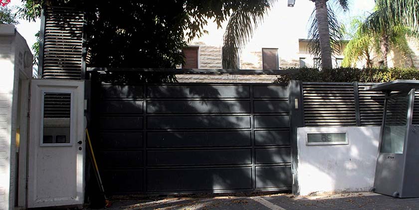 Підозрюваним в обстрілі резиденції Нетаніягу освітлювальними ракетами висунуть звинувачення