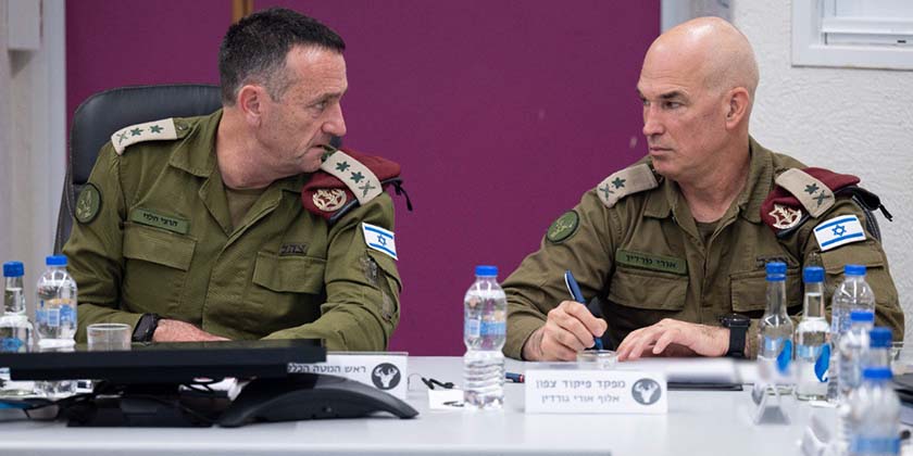 Глава Північного командування потрапив до лікарні з легким пораненням