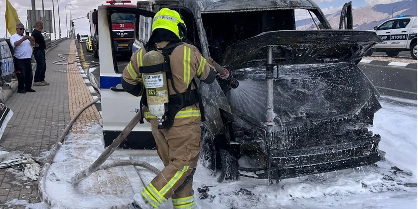 На шосе 90 згорів амбуланс