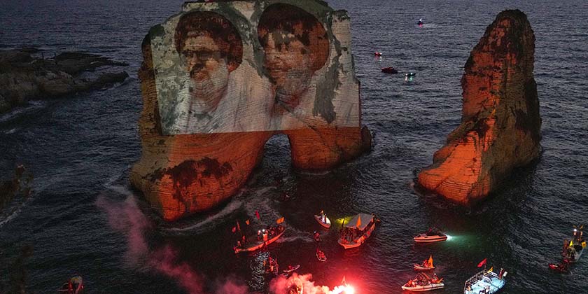 «Хізбалла» вшанувала пам’ять ліквідованих лідерів світловим шоу на узбережжі