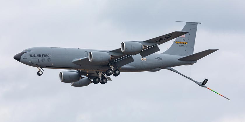 США масово перекидають літаки на Близький Схід