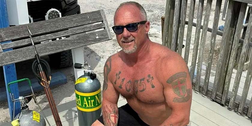 BBC: центри допомоги в Газі охороняє група байкерів-антиисламістів