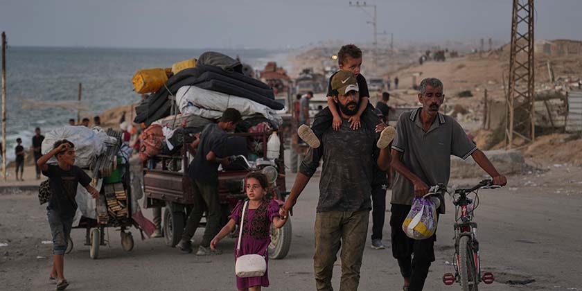 Десятки тисяч палестинців тікають зі своїх домівок у Газі з початком наземного наступу ЦАХАЛу