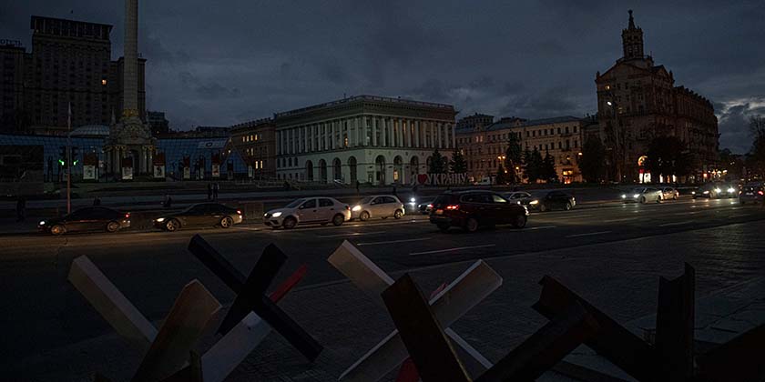 Вперше від початку війни Росія атакувала будівлю Кабінету міністрів у Києві