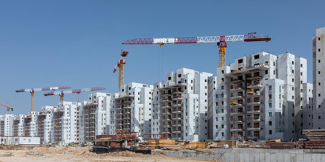 Учасник «мітингу мільйона» розбився, впавши з великої висоти