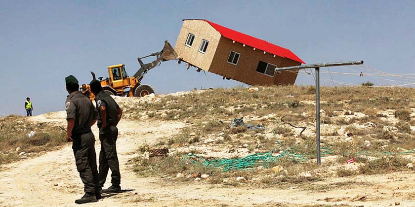 ЦАХАЛ зносить форпост, на місці відбуваються сутички з поселенцями