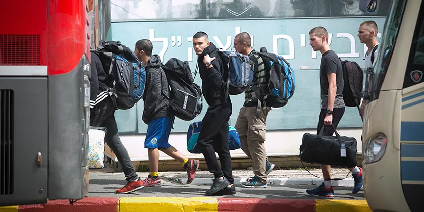 Осінній призов 2025 року: скільки, хто і звідки