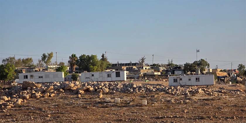 Під час евакуації форпосту поранено двох військових