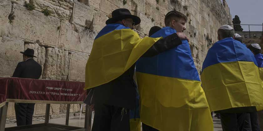 Десятки тисяч біженців з України можуть бути депортовані наприкінці місяця